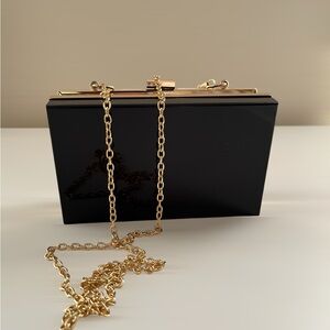 Box Clutch Bag with Crossbody Chains - Black